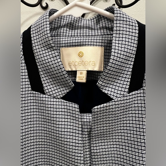 Etcetera: navy two piece pant suit - Picture 3 of 3